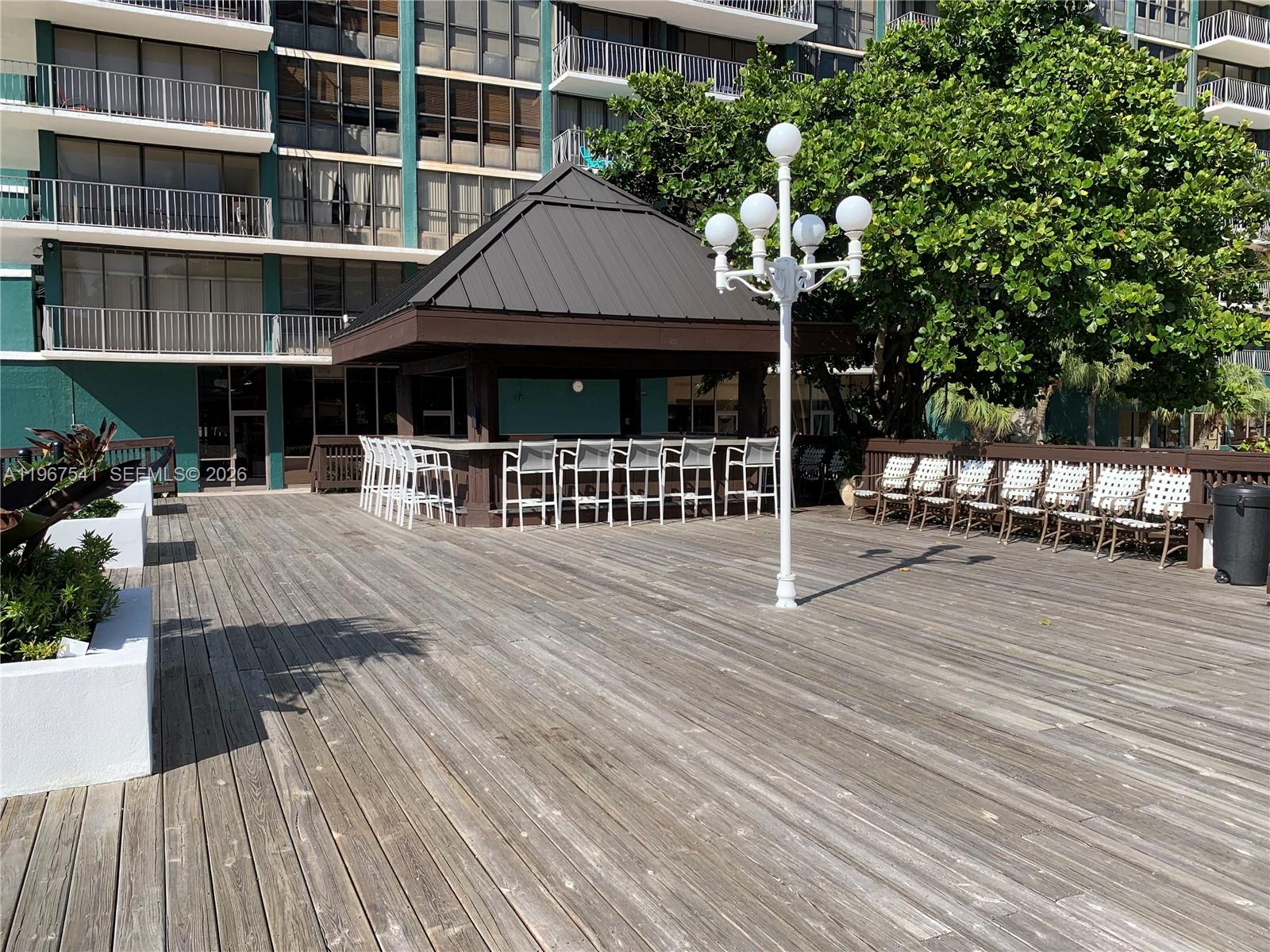 THE PALM BAY YACHT CLUB C - Residential