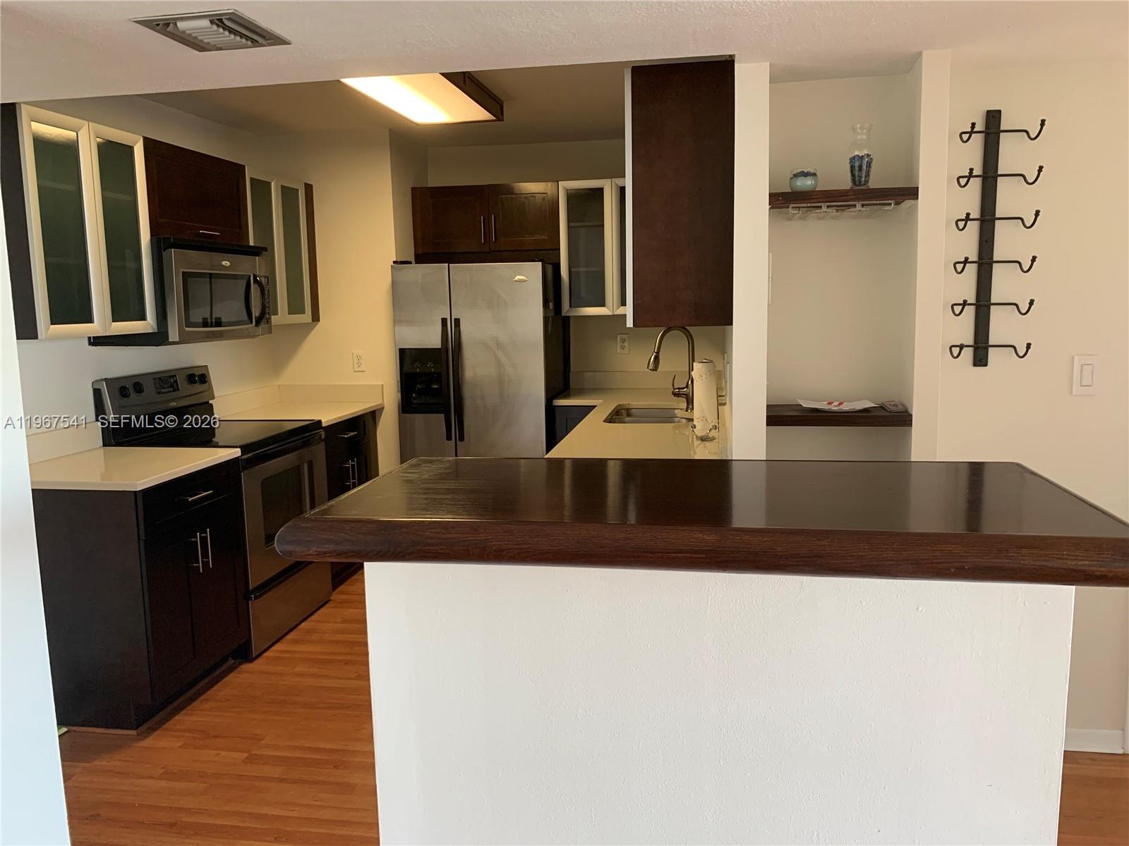 THE PALM BAY YACHT CLUB C - Residential