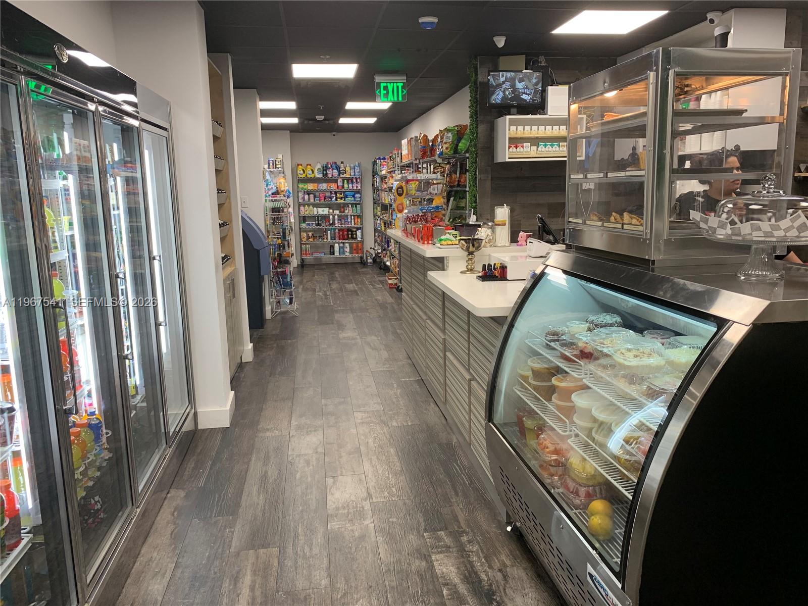 THE PALM BAY YACHT CLUB C - Residential