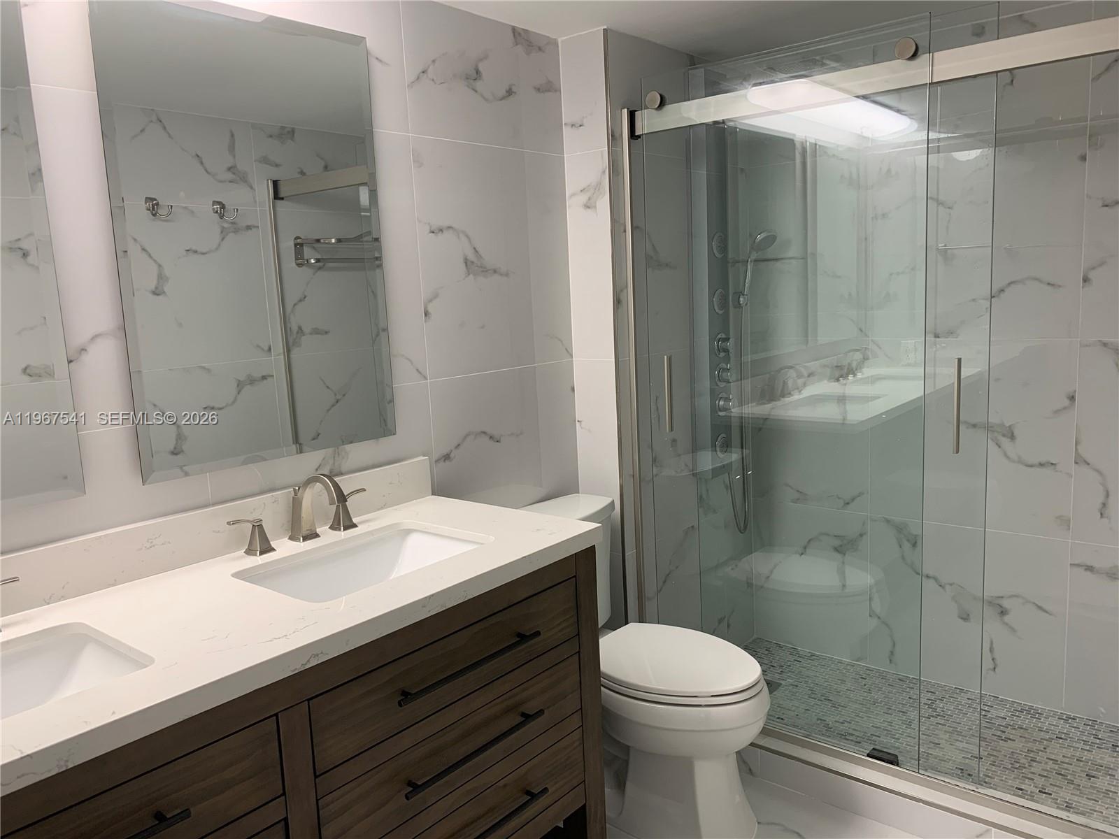 THE PALM BAY YACHT CLUB C - Residential