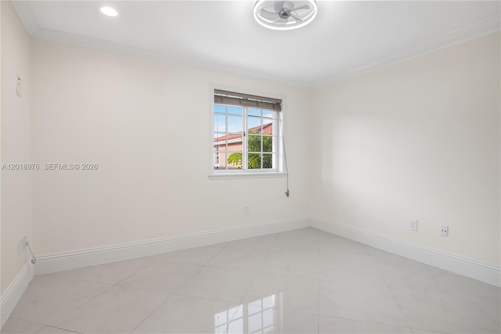 VILLAS OF BARCELONA - Residential