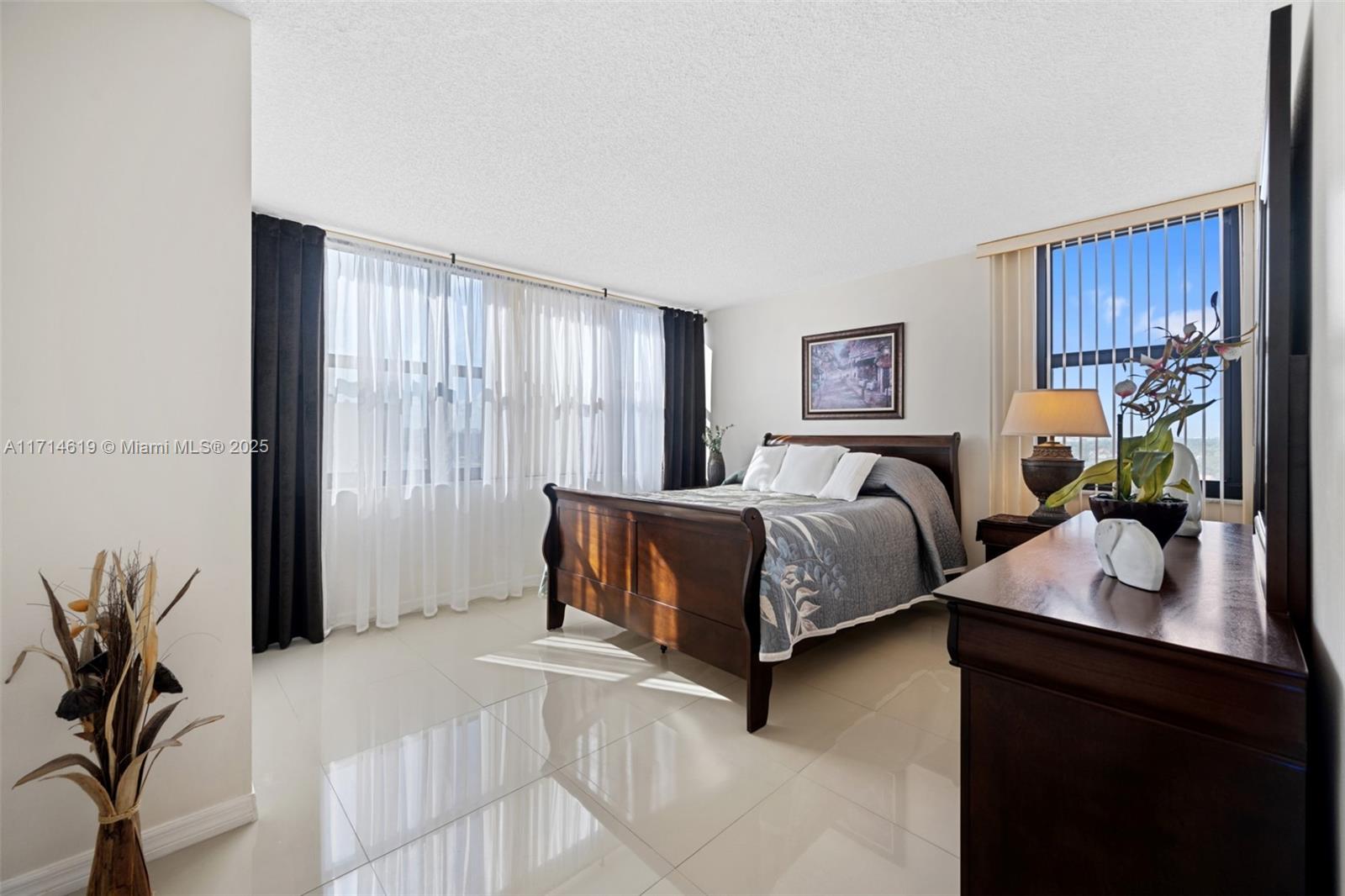 BRITANNIA AT QUADOMAIN CO - Residential