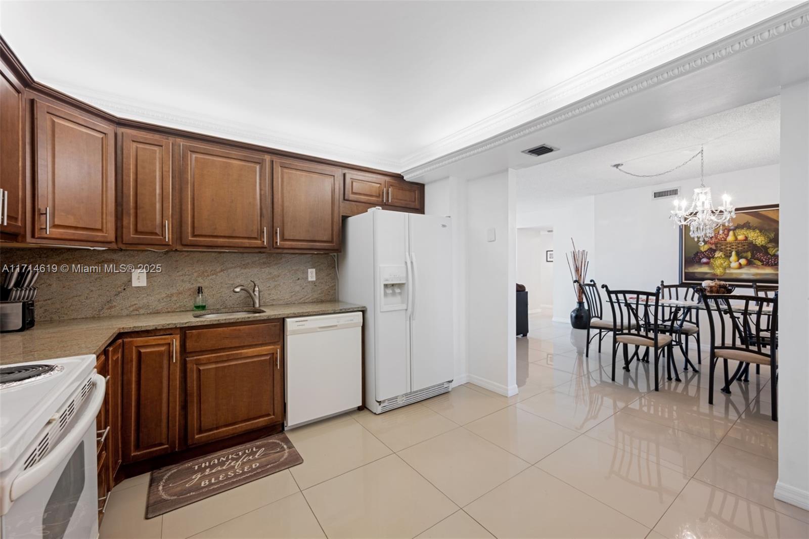 BRITANNIA AT QUADOMAIN CO - Residential
