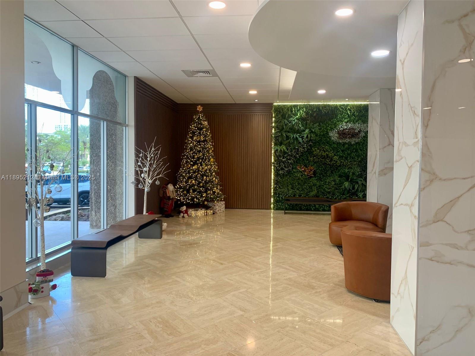 WINSTON TOWERS 100 CONDO - Residential Lease