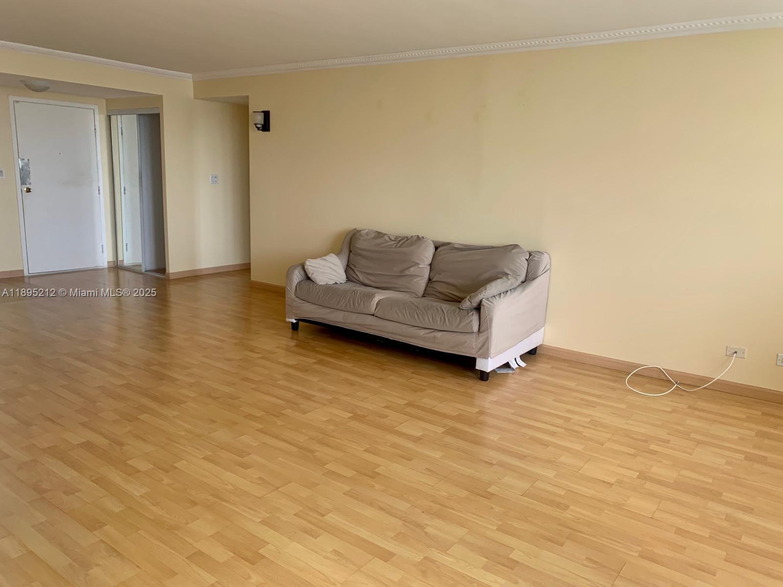 WINSTON TOWERS 100 CONDO - Residential Lease