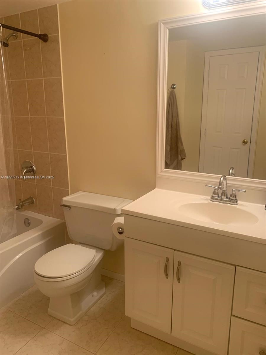 WINSTON TOWERS 100 CONDO - Residential Lease