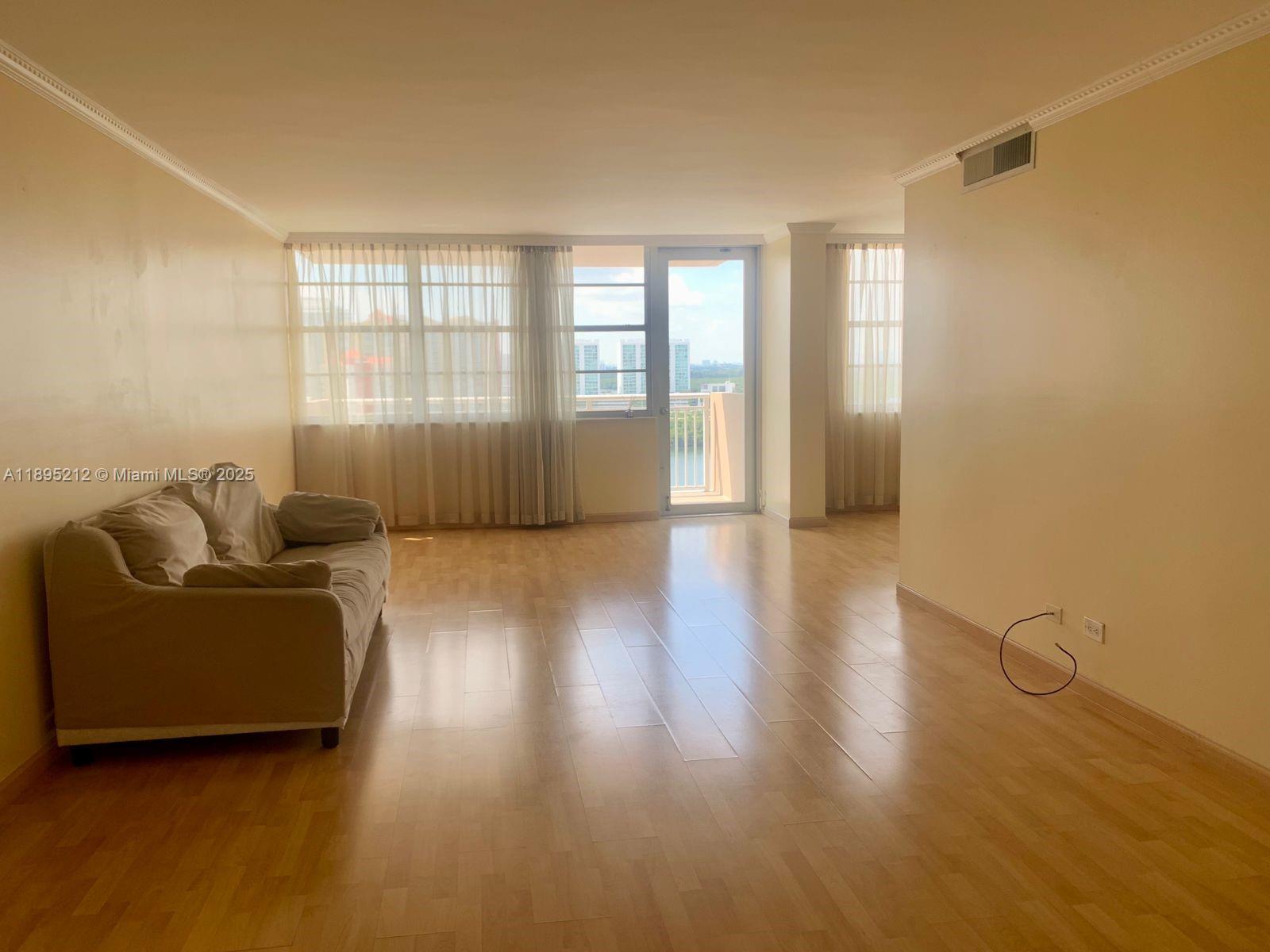 WINSTON TOWERS 100 CONDO - Residential Lease