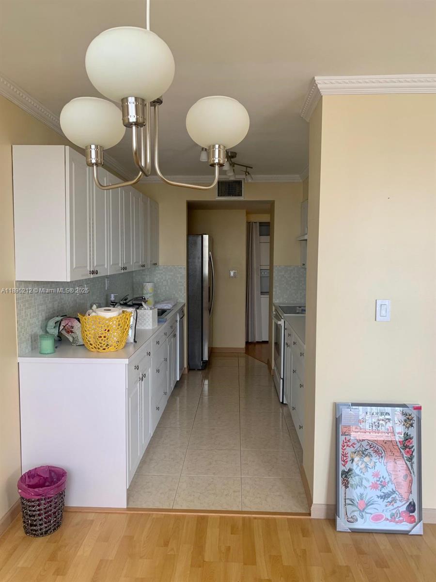 WINSTON TOWERS 100 CONDO - Residential Lease