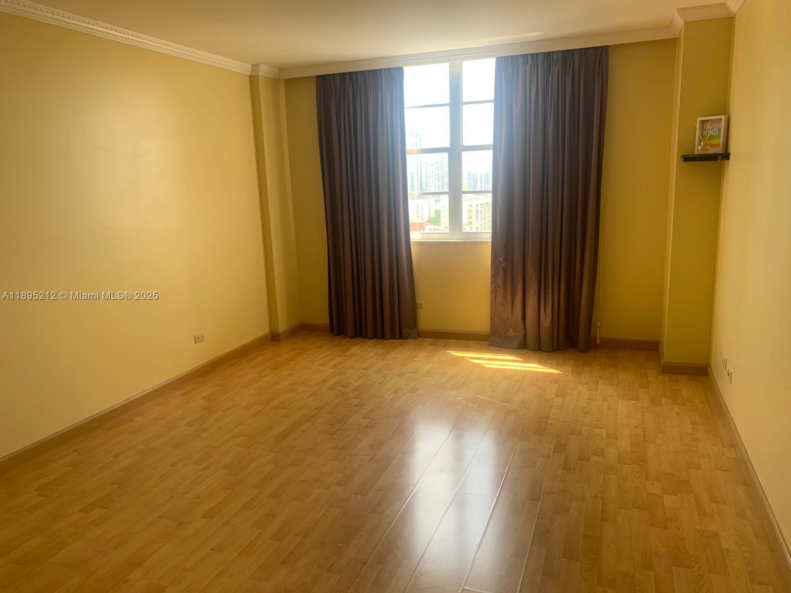 WINSTON TOWERS 100 CONDO - Residential Lease