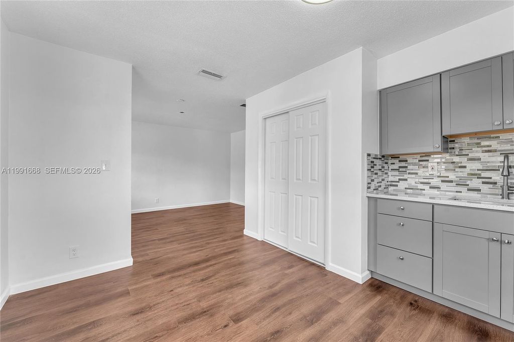 Photo of 3750 SW 59th Ave #3, Davie, FL 33314 (MLS # A11991668)