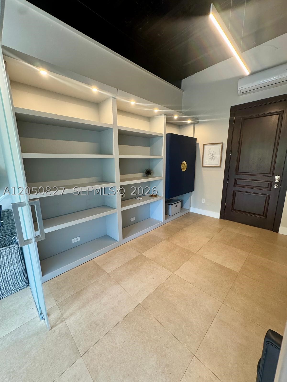 1400 20th St 211