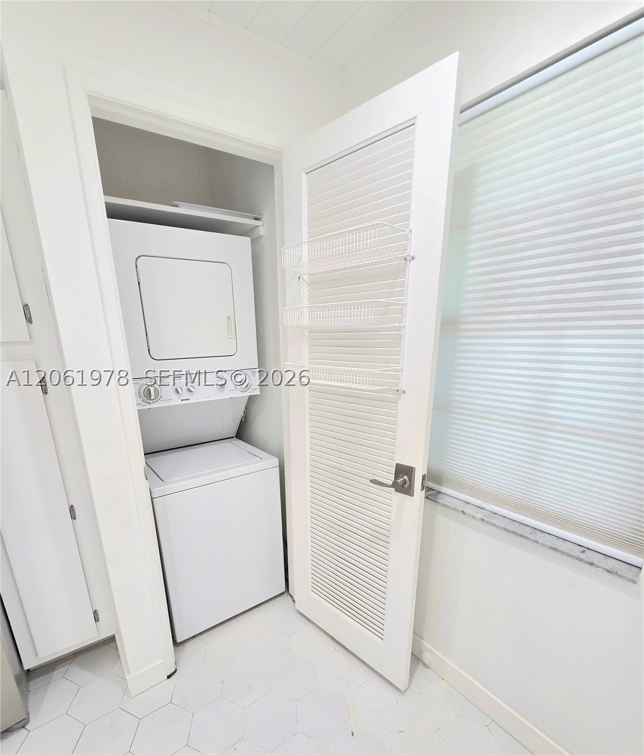 4030 W Palm Aire Dr 407