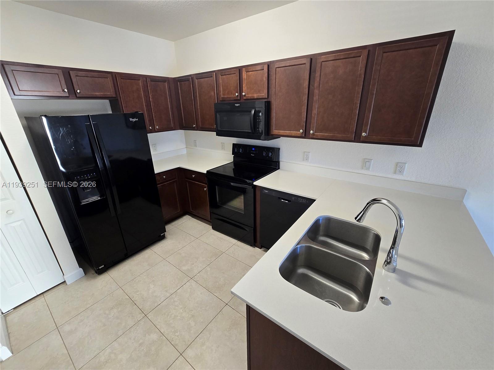 CENTURY PARK WEST - Residential Lease