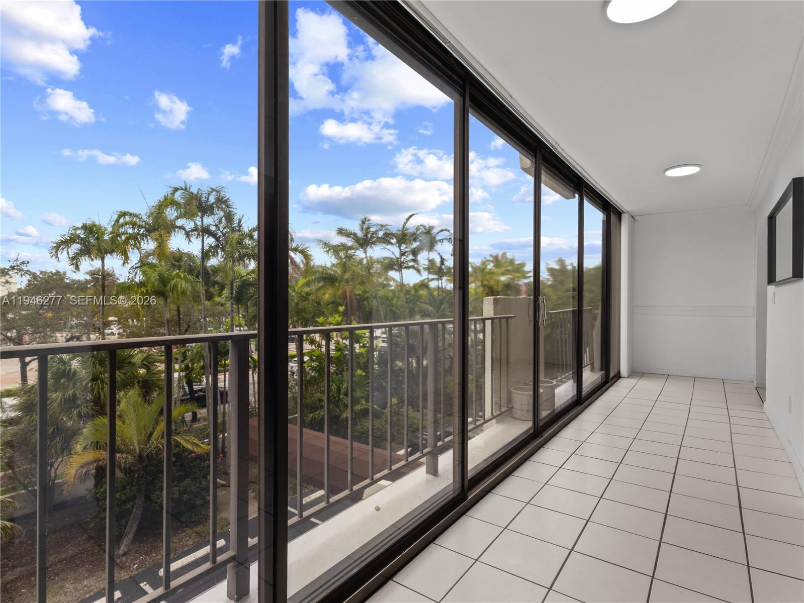 THE PALMS OF KEY BISCAYNE - Residential