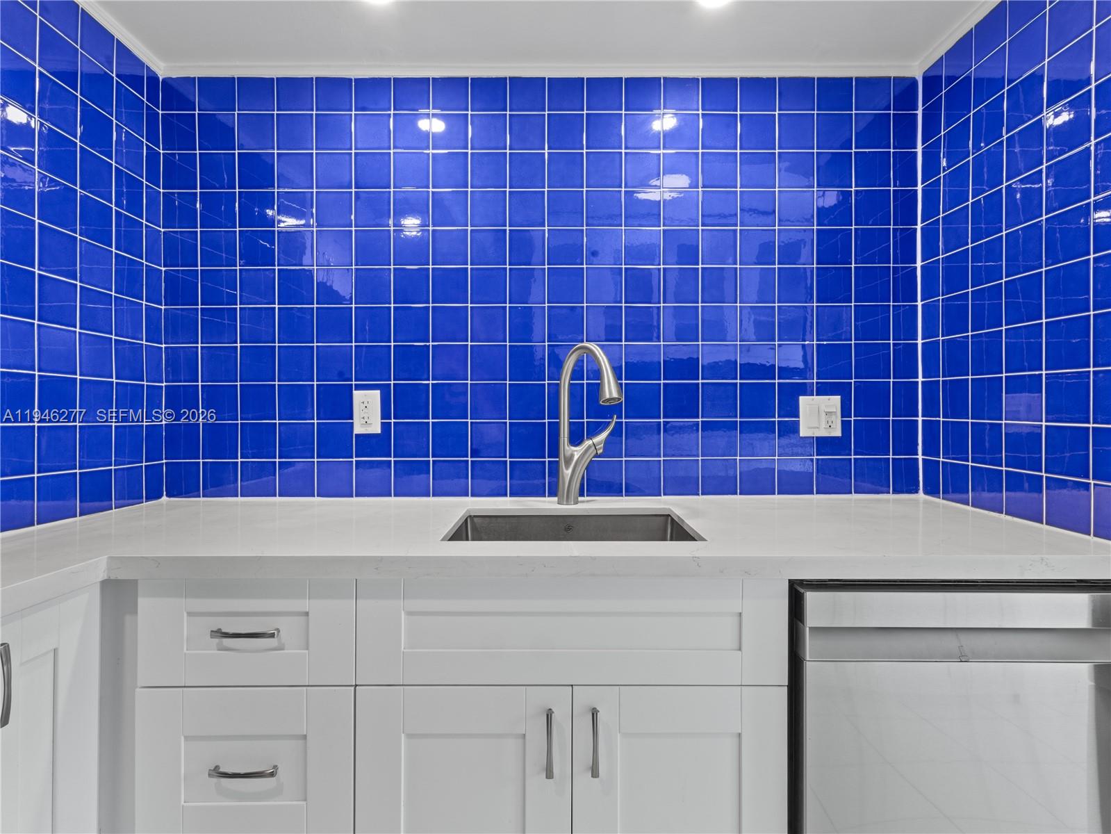 THE PALMS OF KEY BISCAYNE - Residential