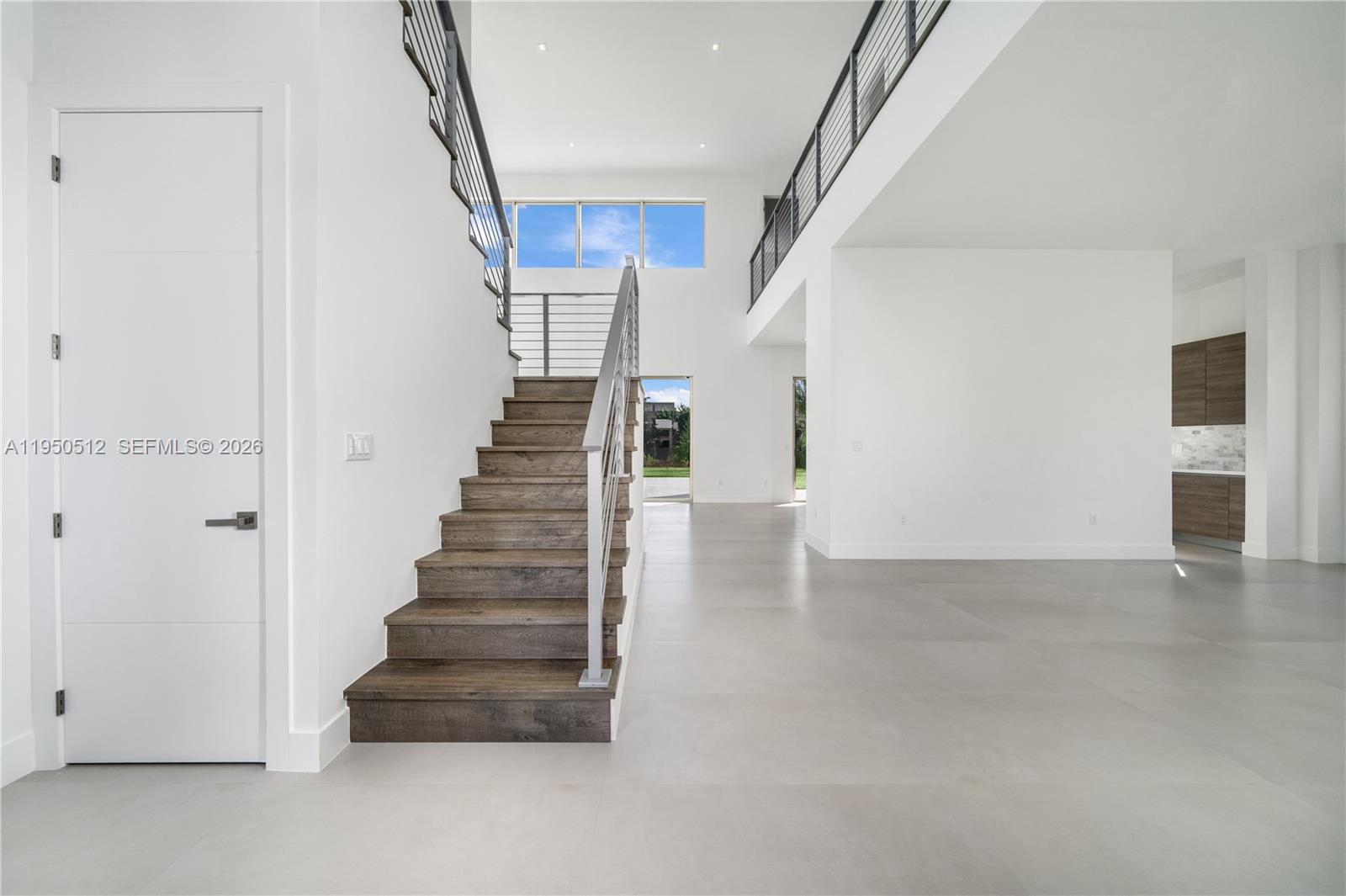 16720 N Botaniko Dr N