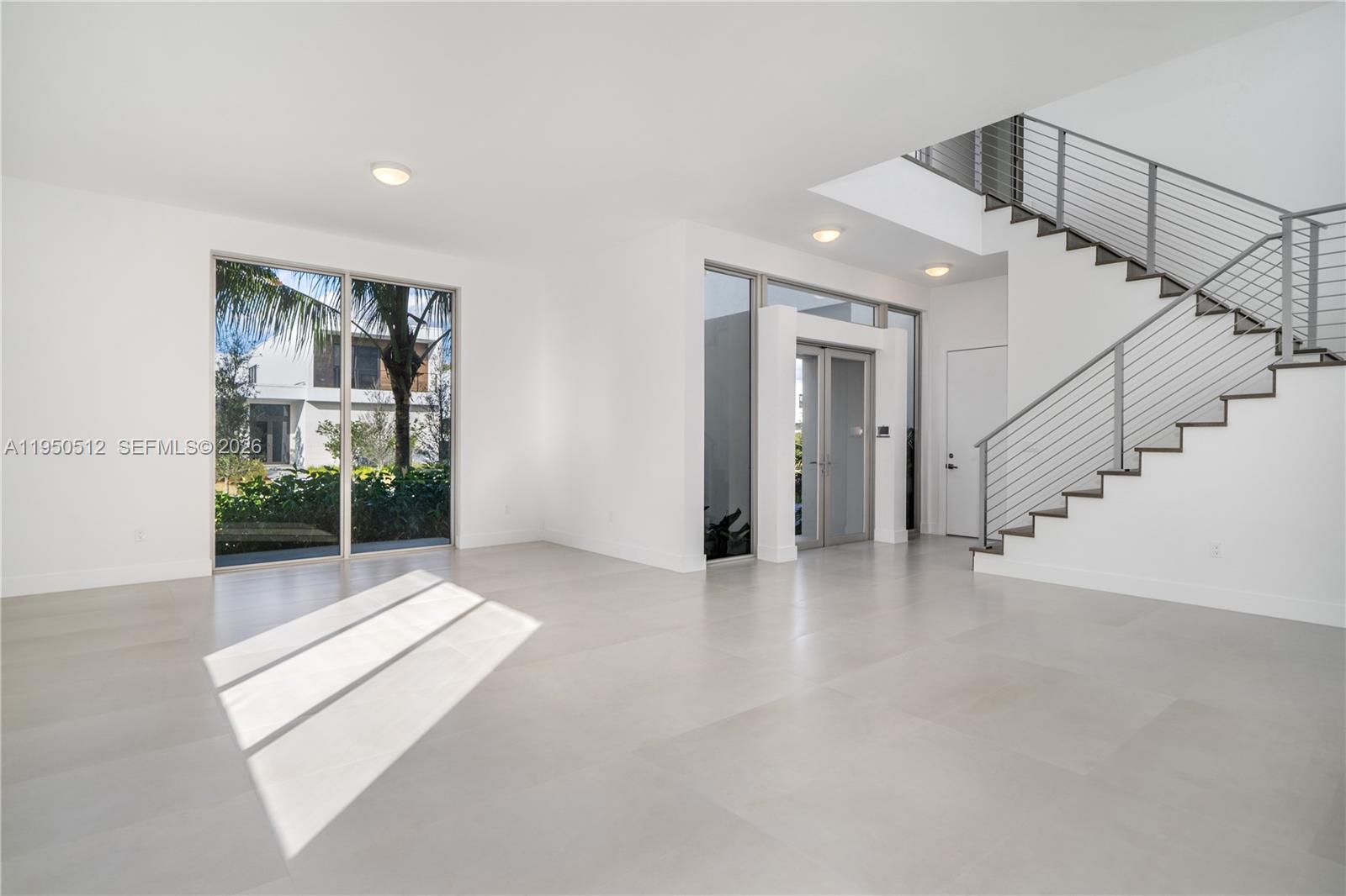 16720 N Botaniko Dr N