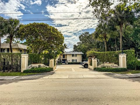 Photo of 8605 SW 68th Ct #7, Pinecrest, FL 33156 (MLS # A12008233)