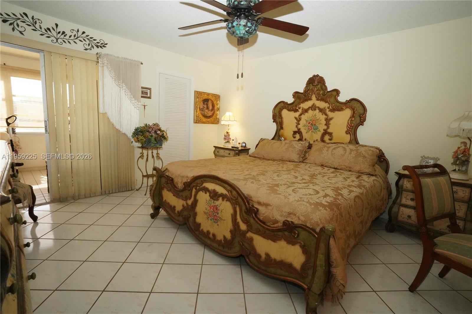 WELLINGTON CONDOS - Residential