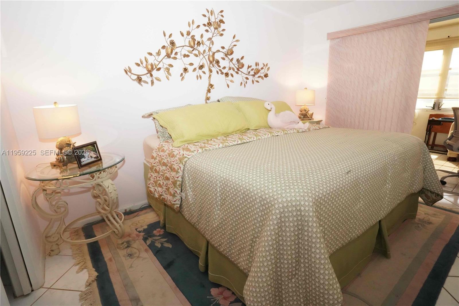 WELLINGTON CONDOS - Residential