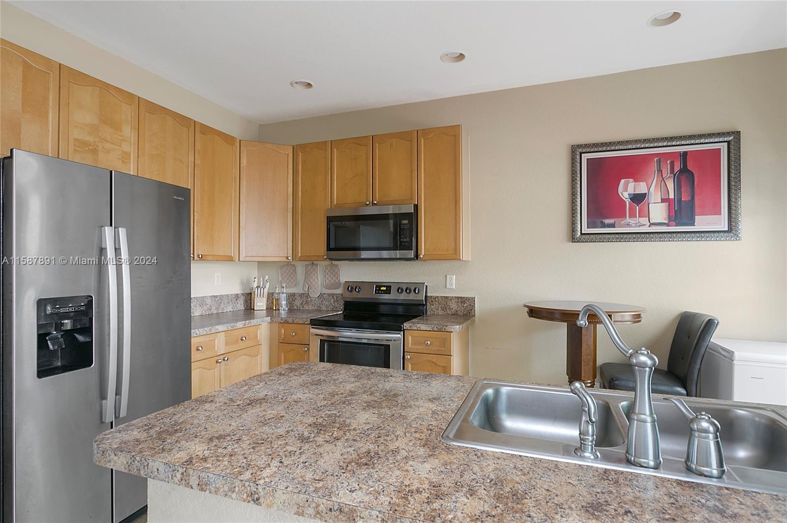 MERRICK PRESERVE CONDO - Residential