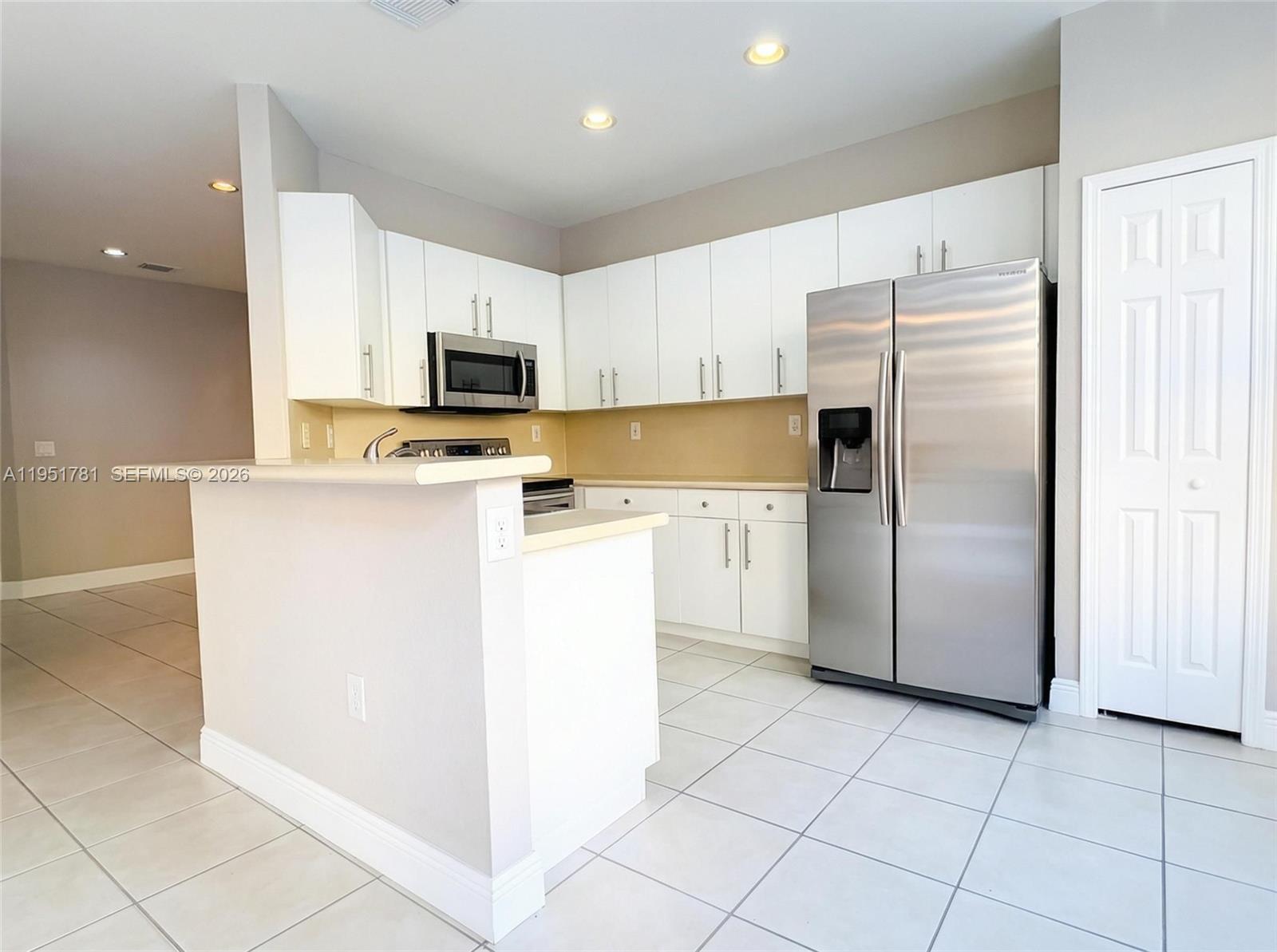 KENDALLAND - Residential