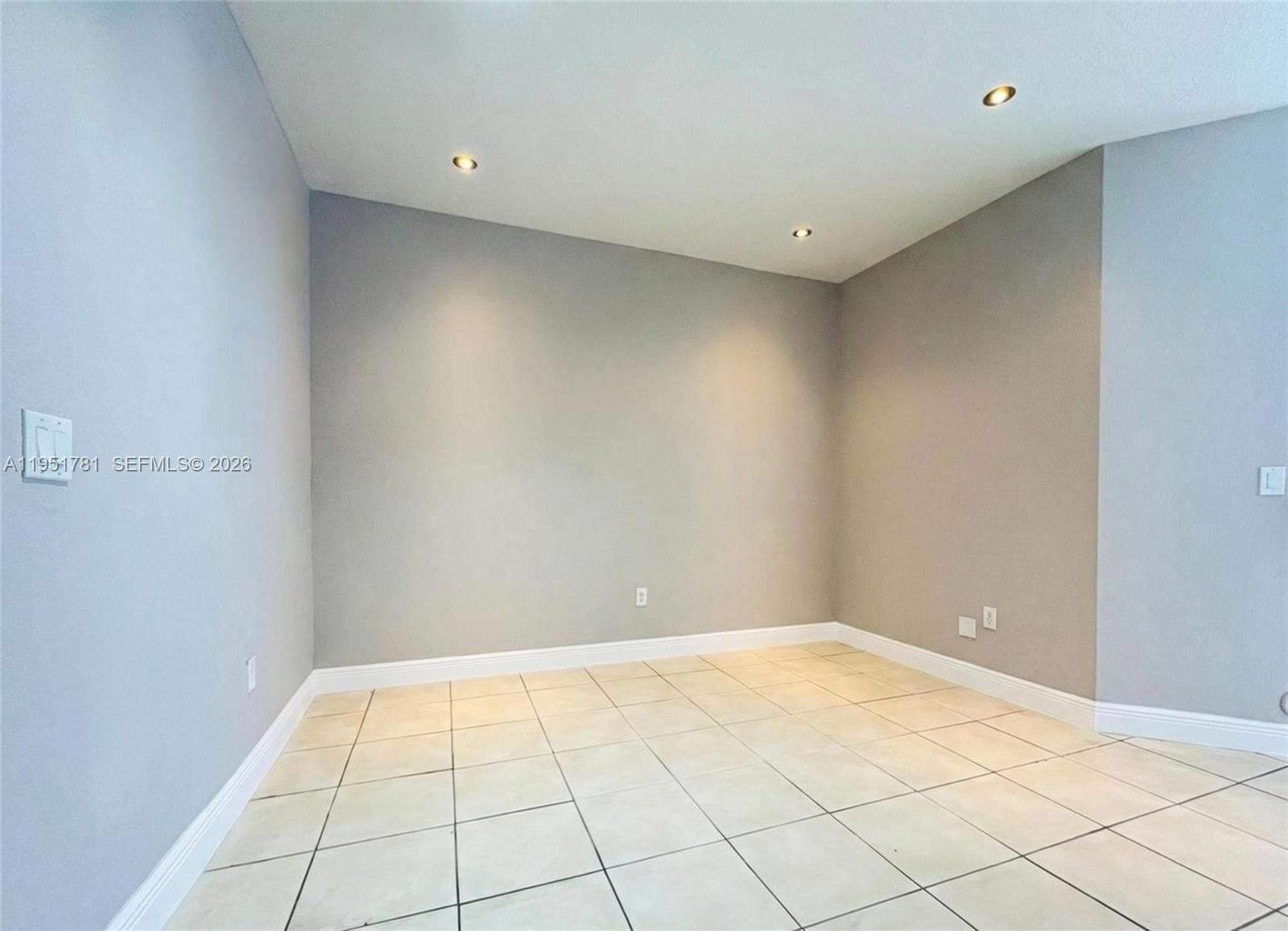 KENDALLAND - Residential