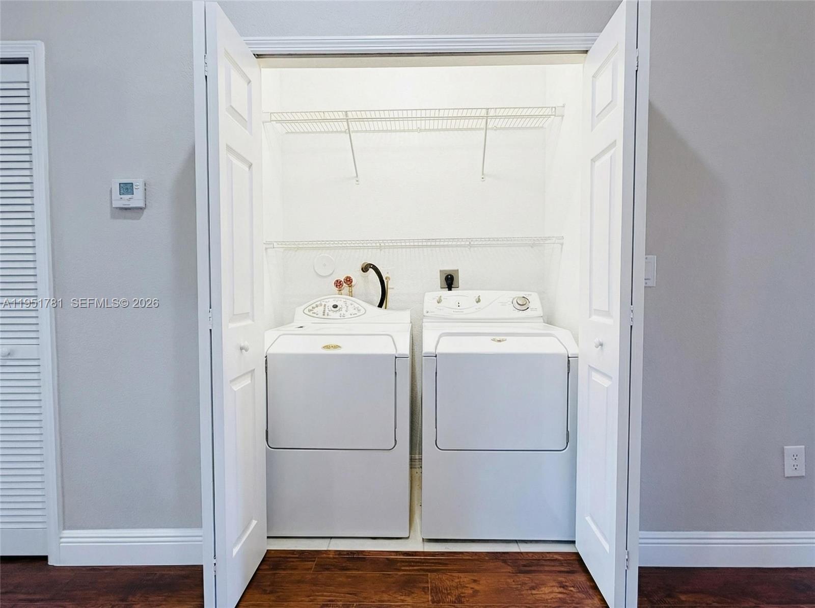 KENDALLAND - Residential