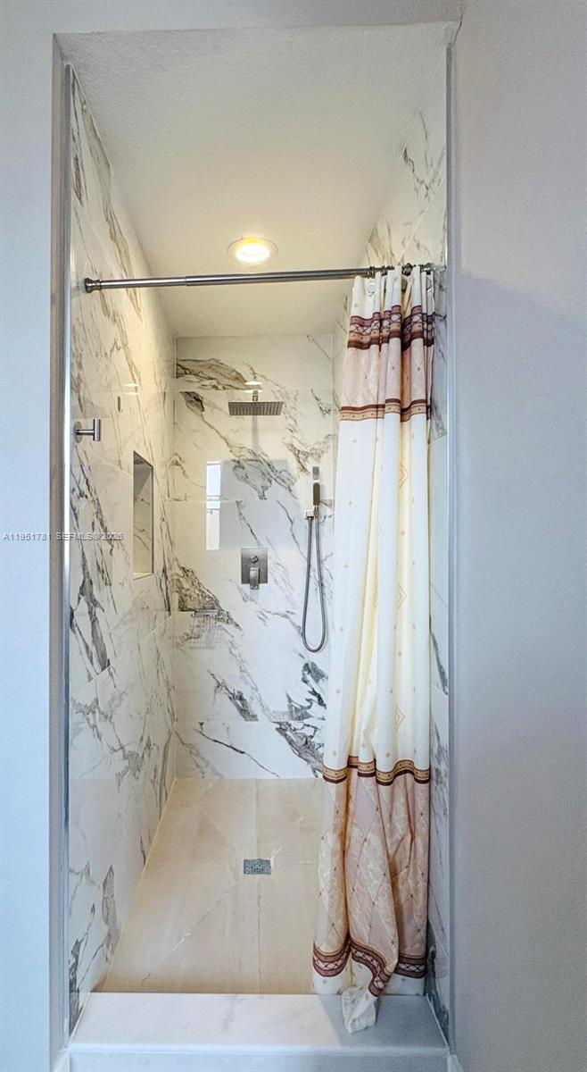 KENDALLAND - Residential