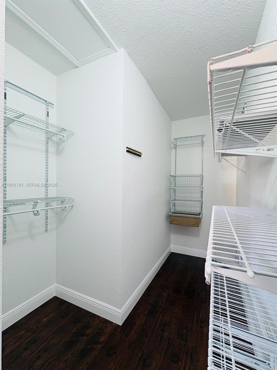 KENDALLAND - Residential