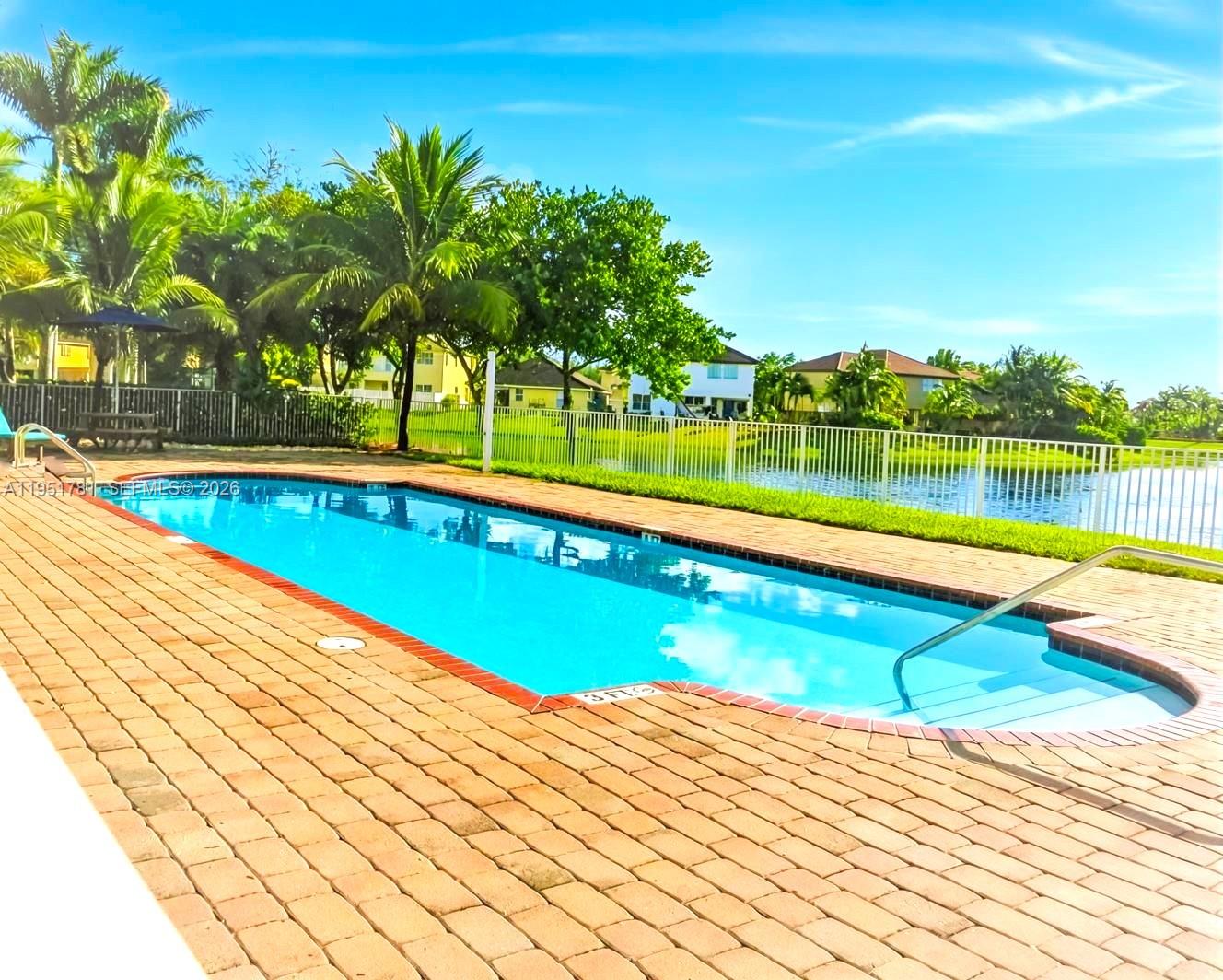 KENDALLAND - Residential