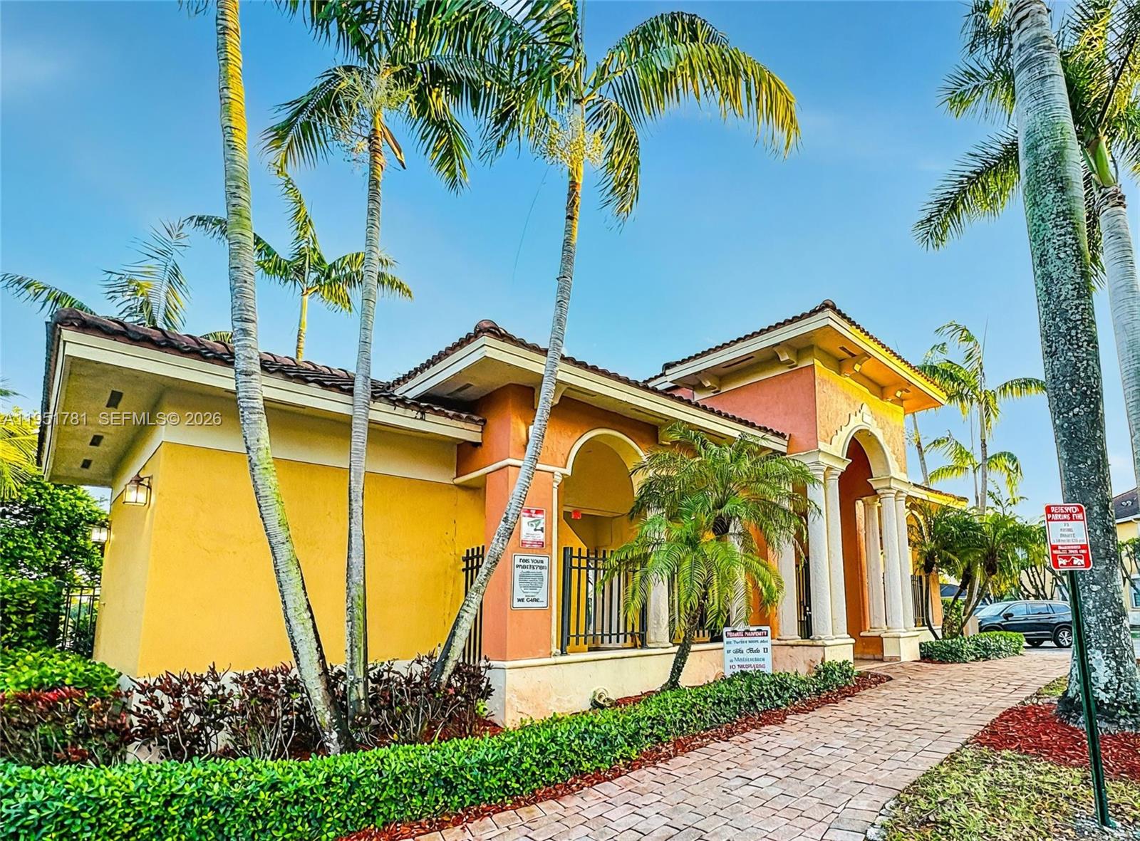 KENDALLAND - Residential