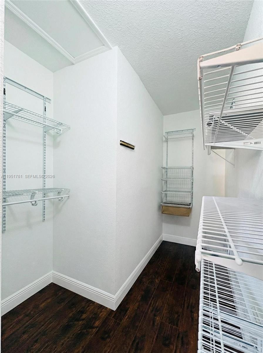 KENDALLAND - Residential