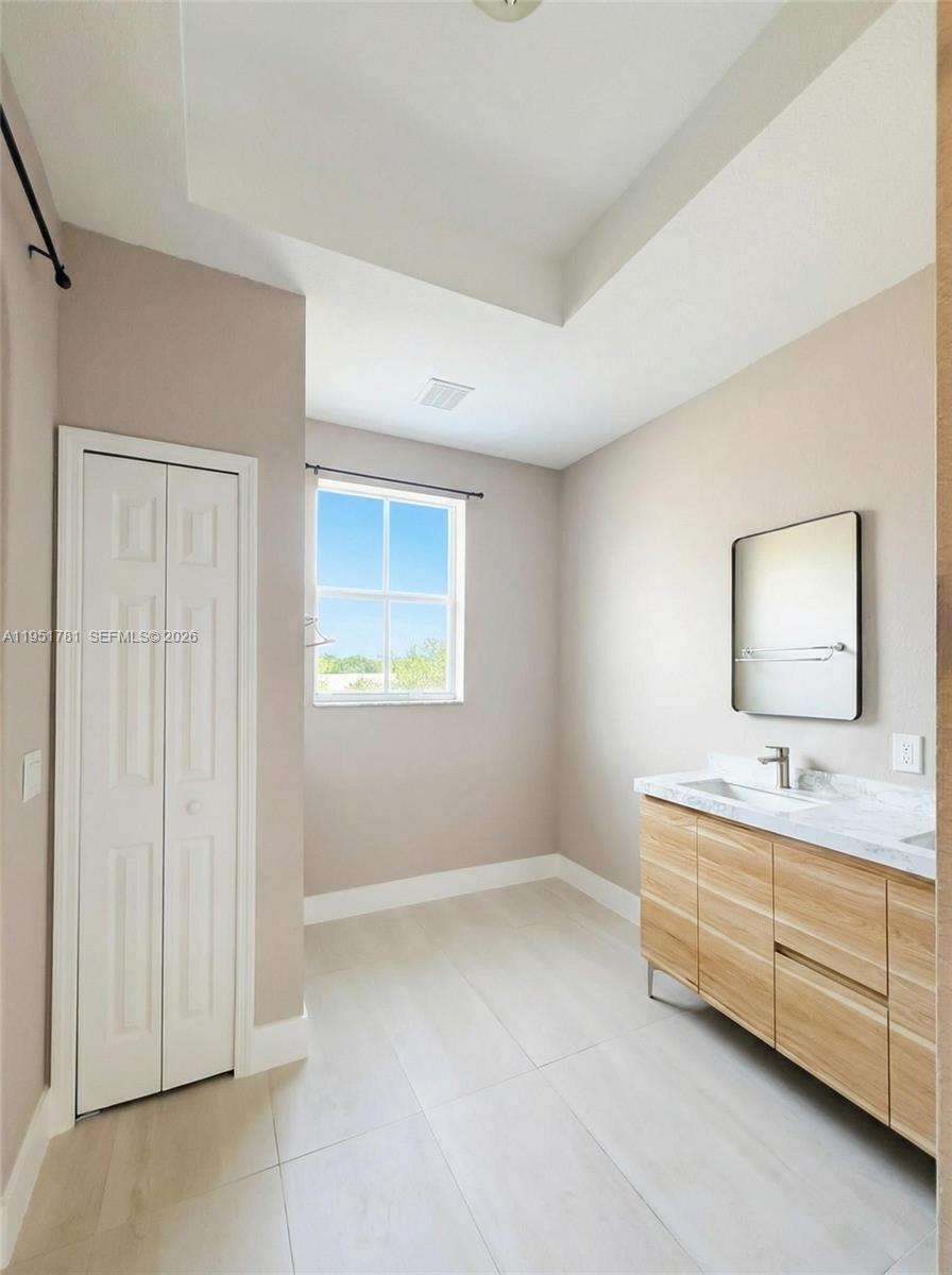 KENDALLAND - Residential