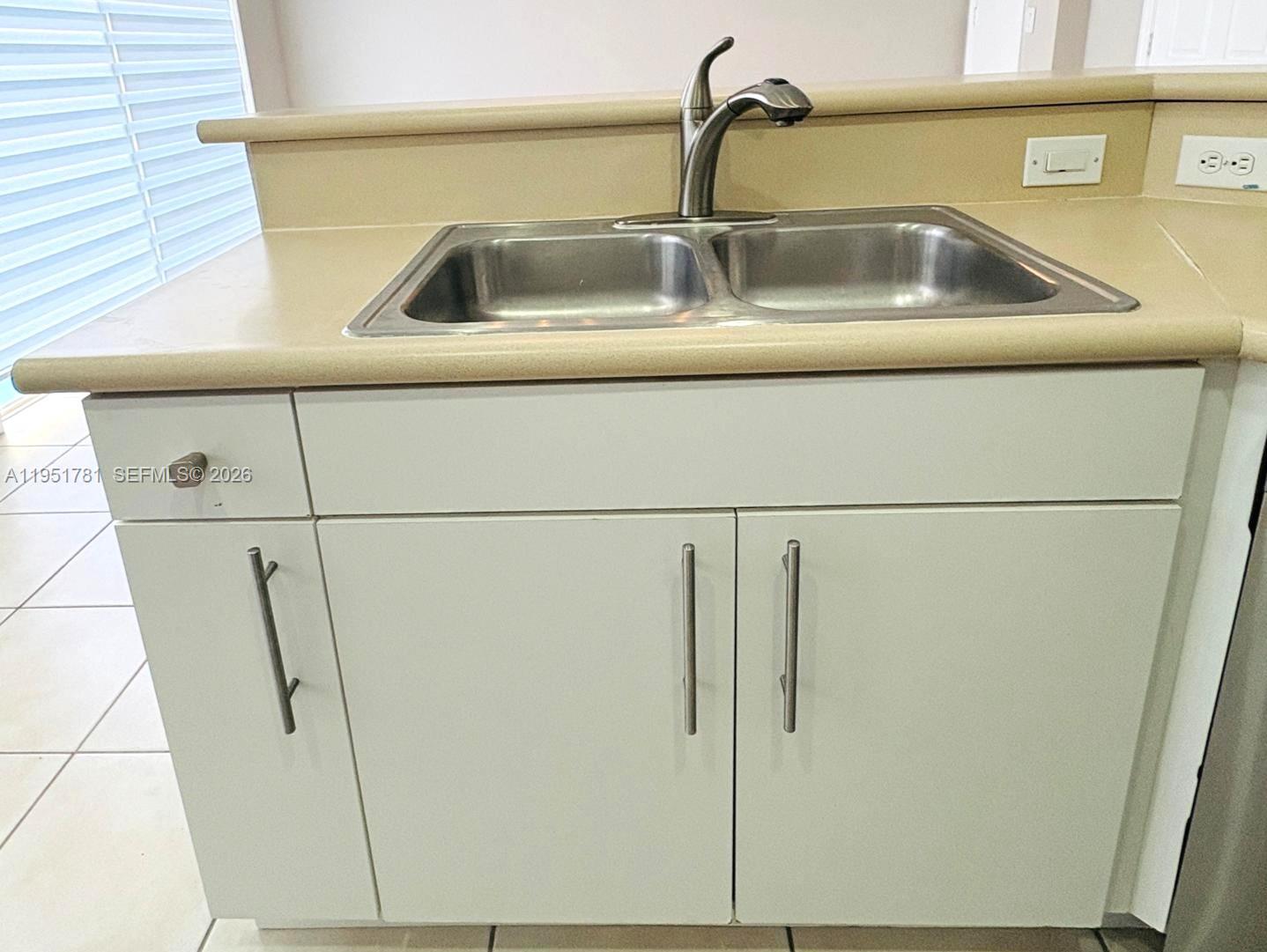 KENDALLAND - Residential