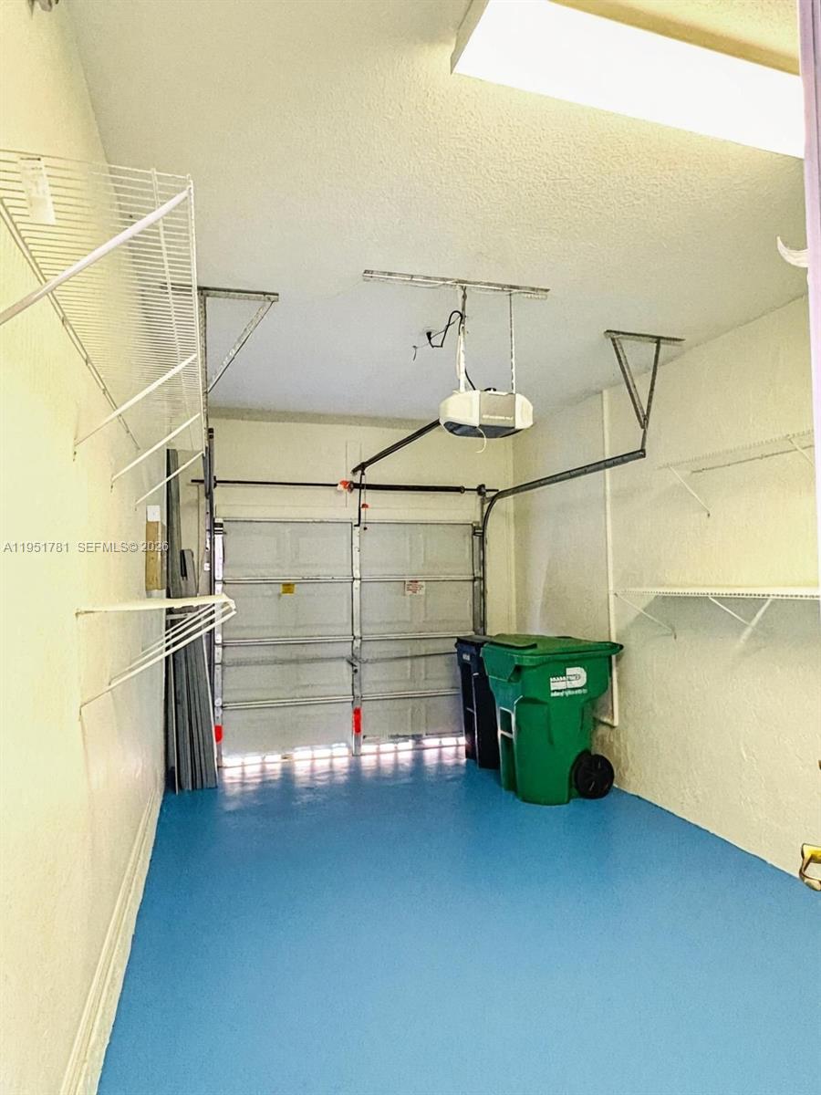 KENDALLAND - Residential