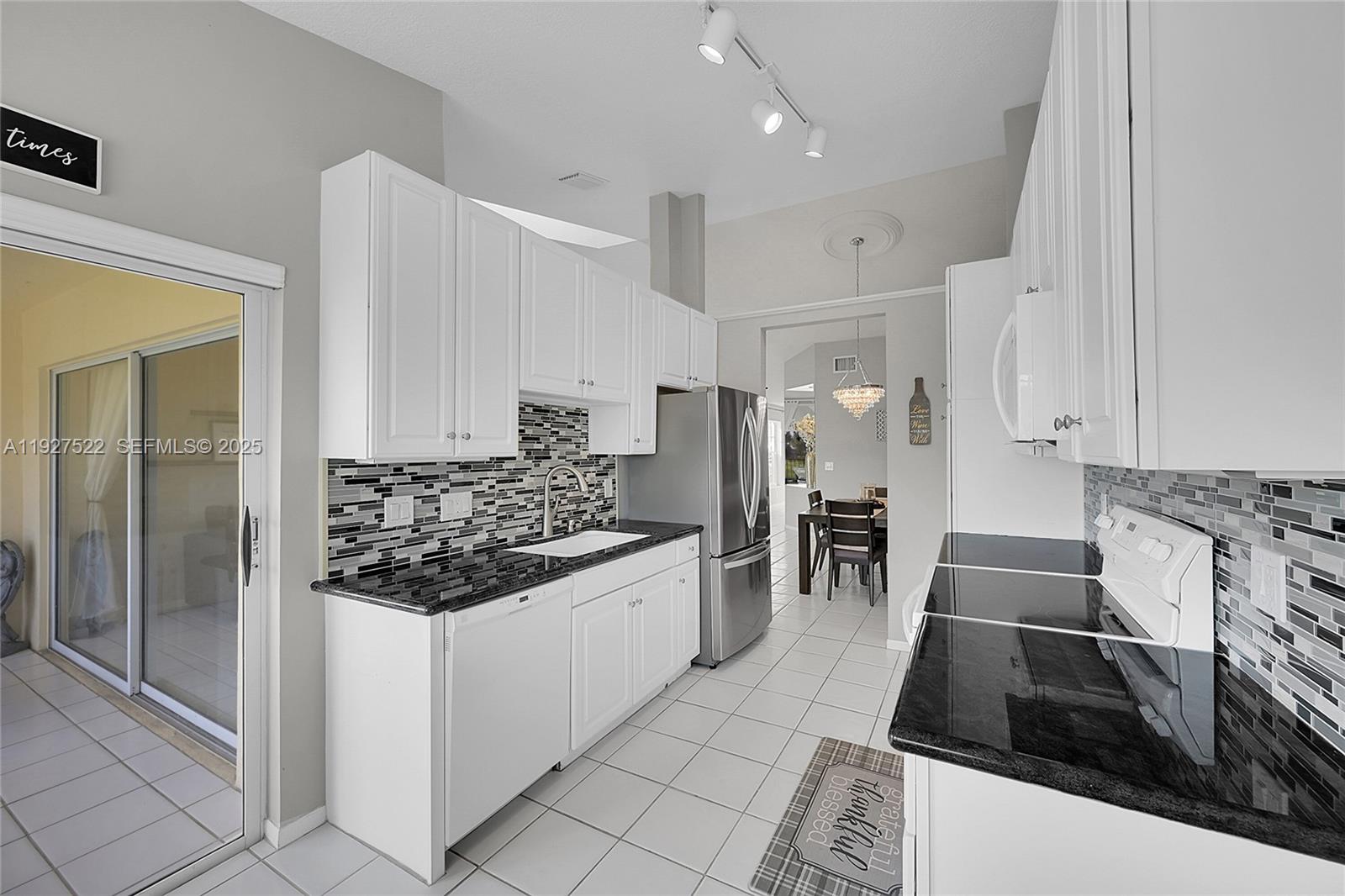 ST TROPEZ AT BOCA GOLF CO - Residential