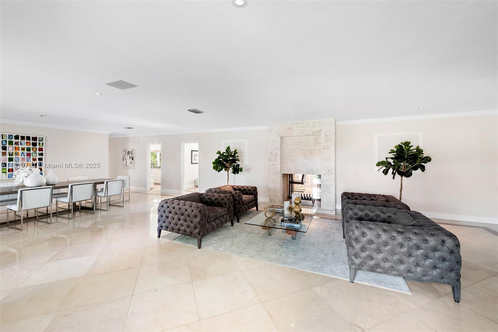CUTLER BAY ESTATES - Residential