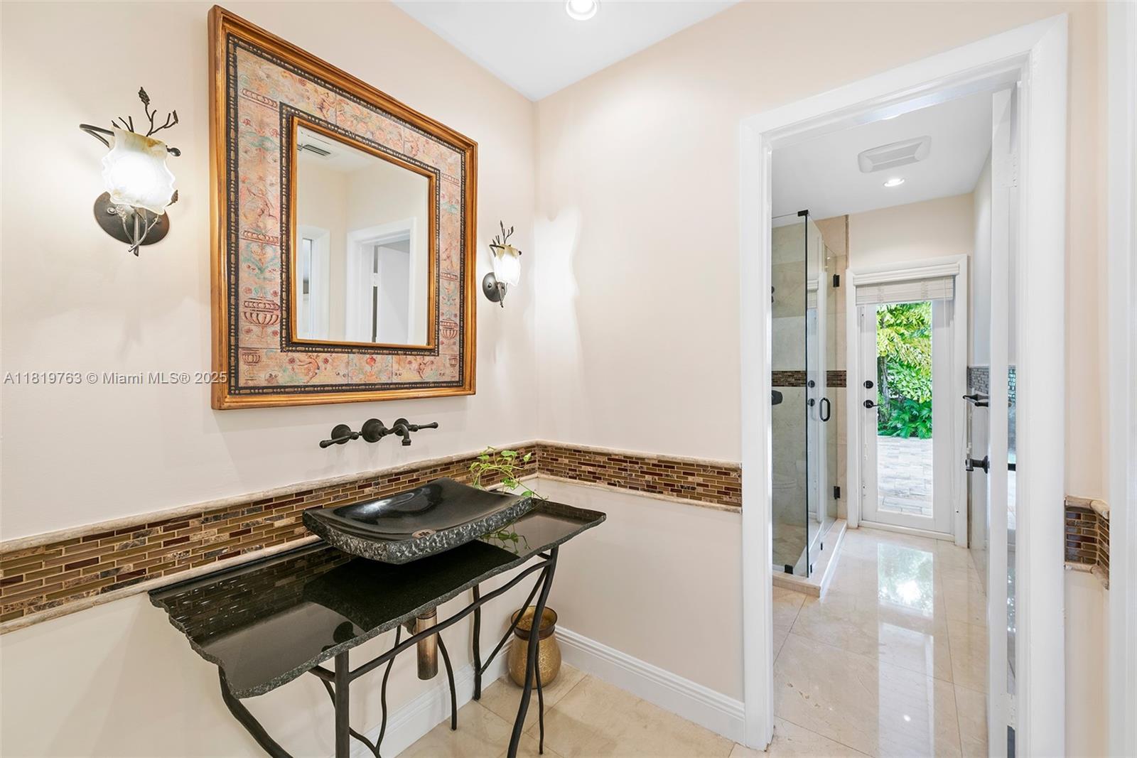CUTLER BAY ESTATES - Residential