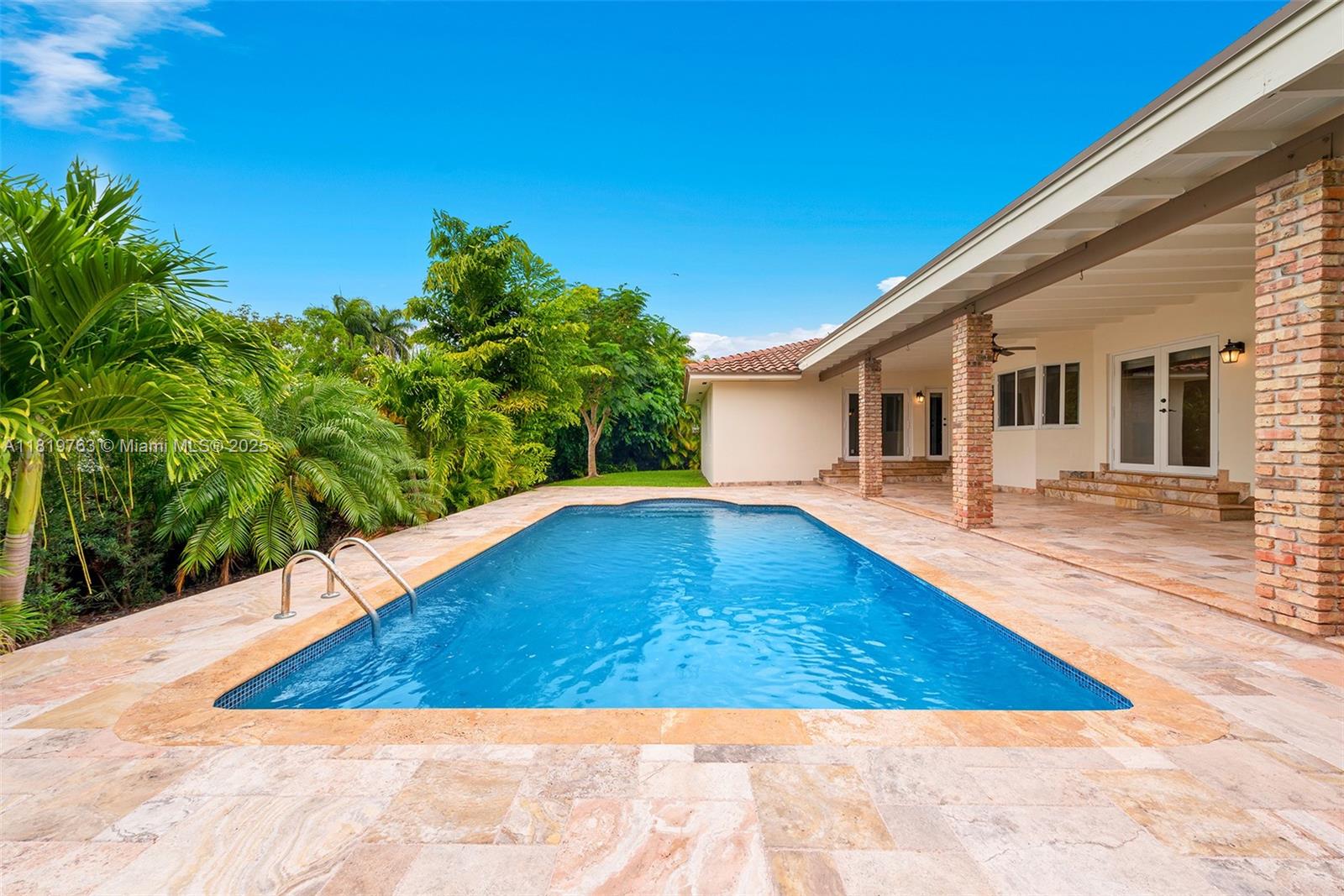 CUTLER BAY ESTATES - Residential