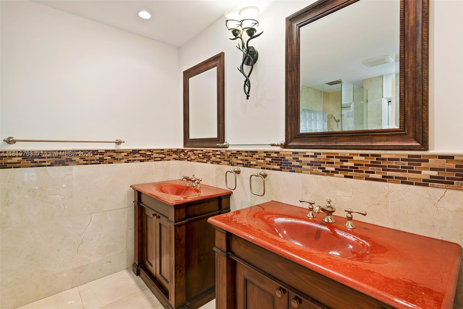 CUTLER BAY ESTATES - Residential