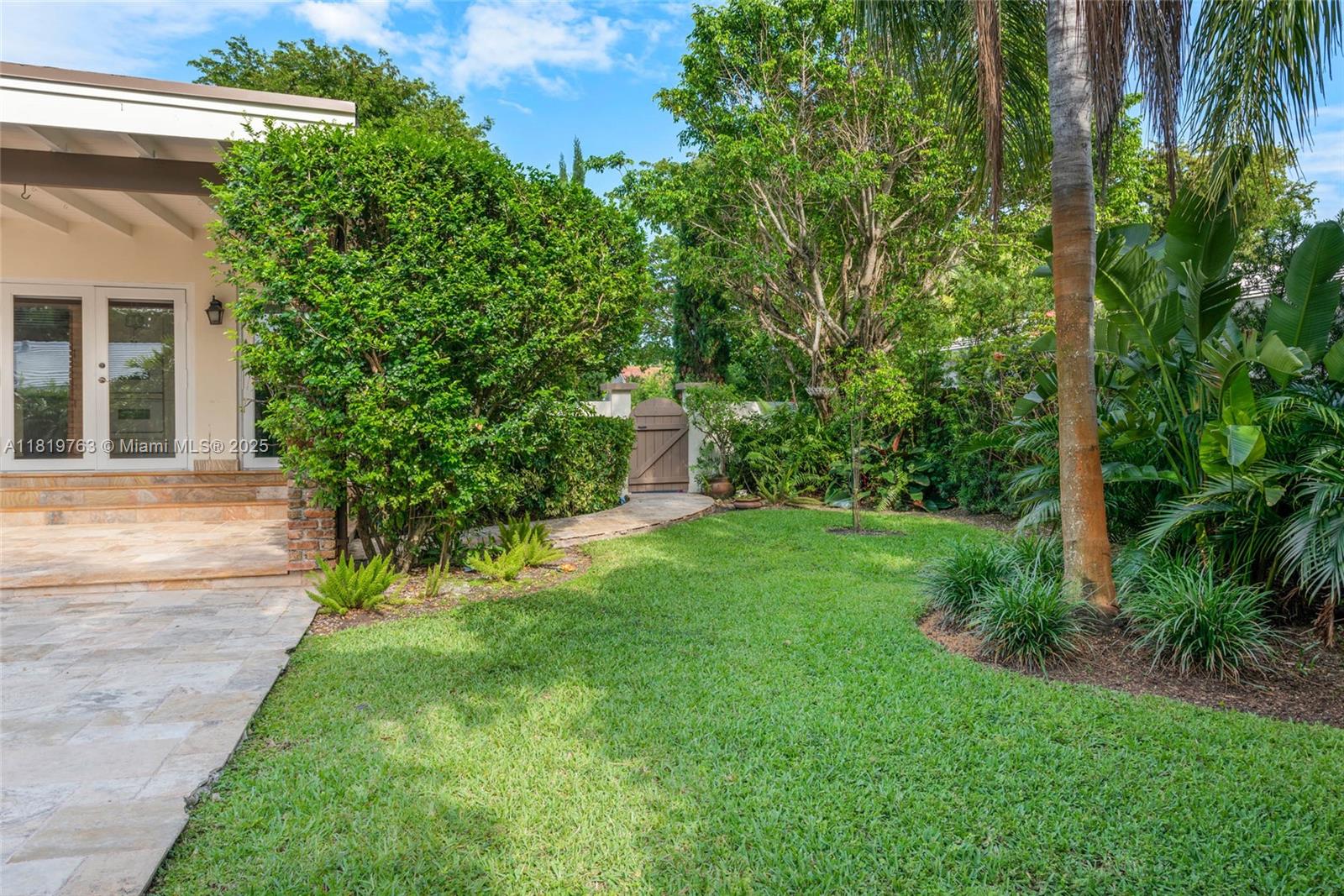 CUTLER BAY ESTATES - Residential