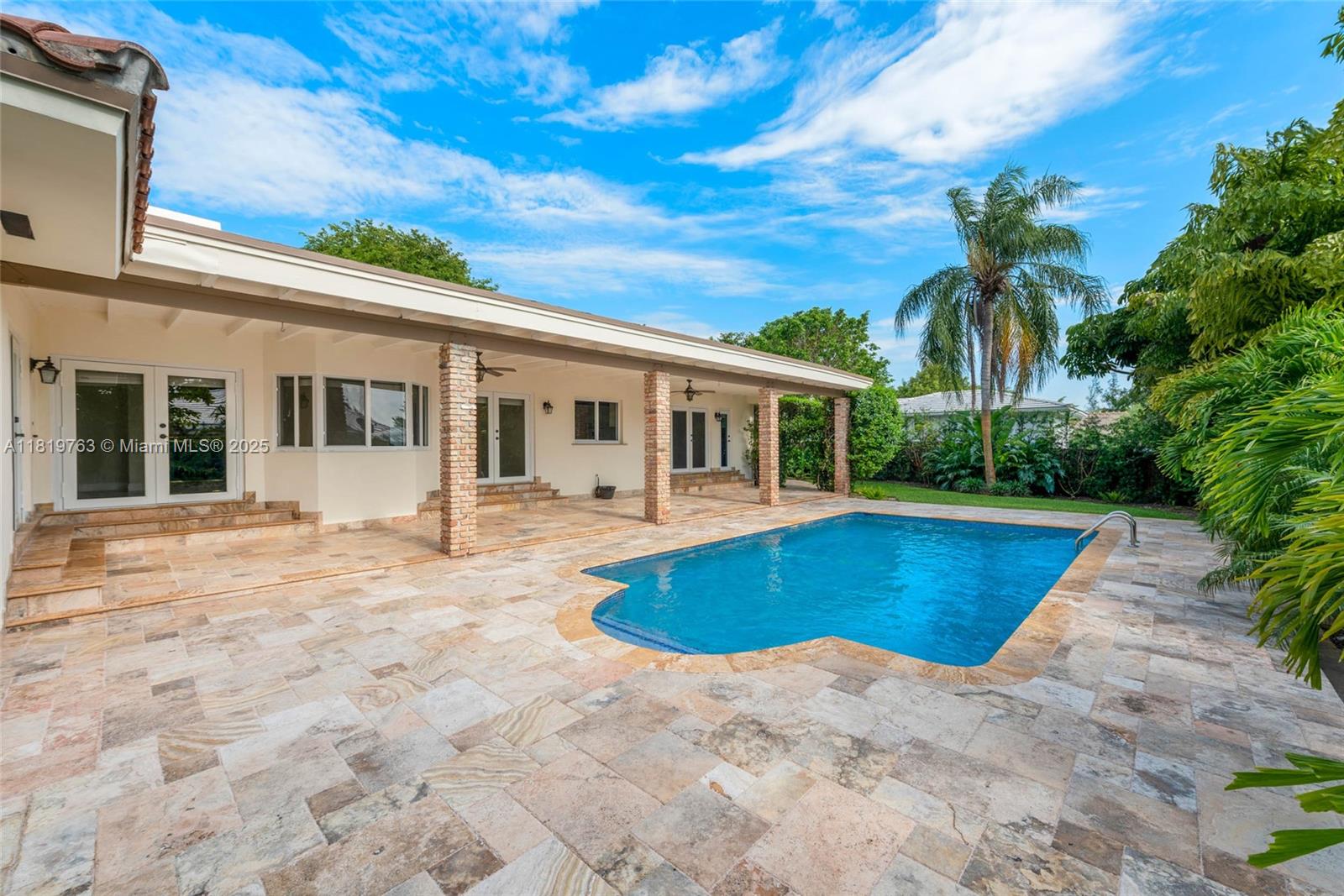 CUTLER BAY ESTATES - Residential