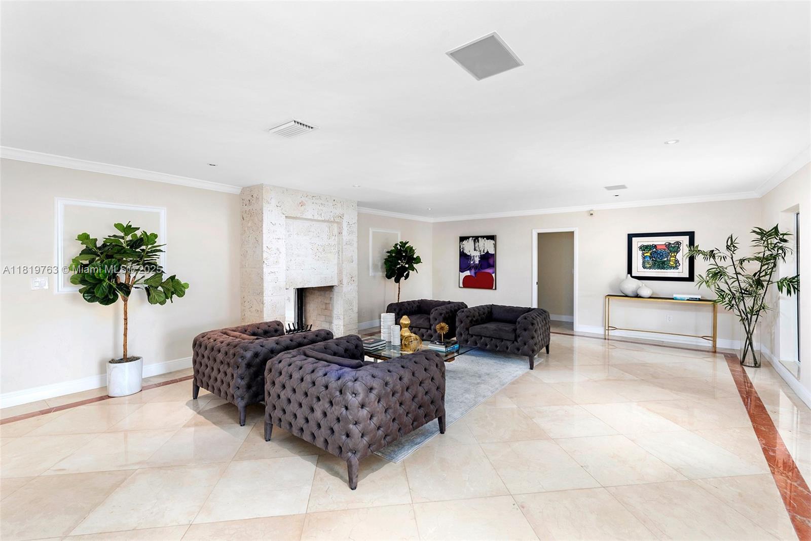 CUTLER BAY ESTATES - Residential