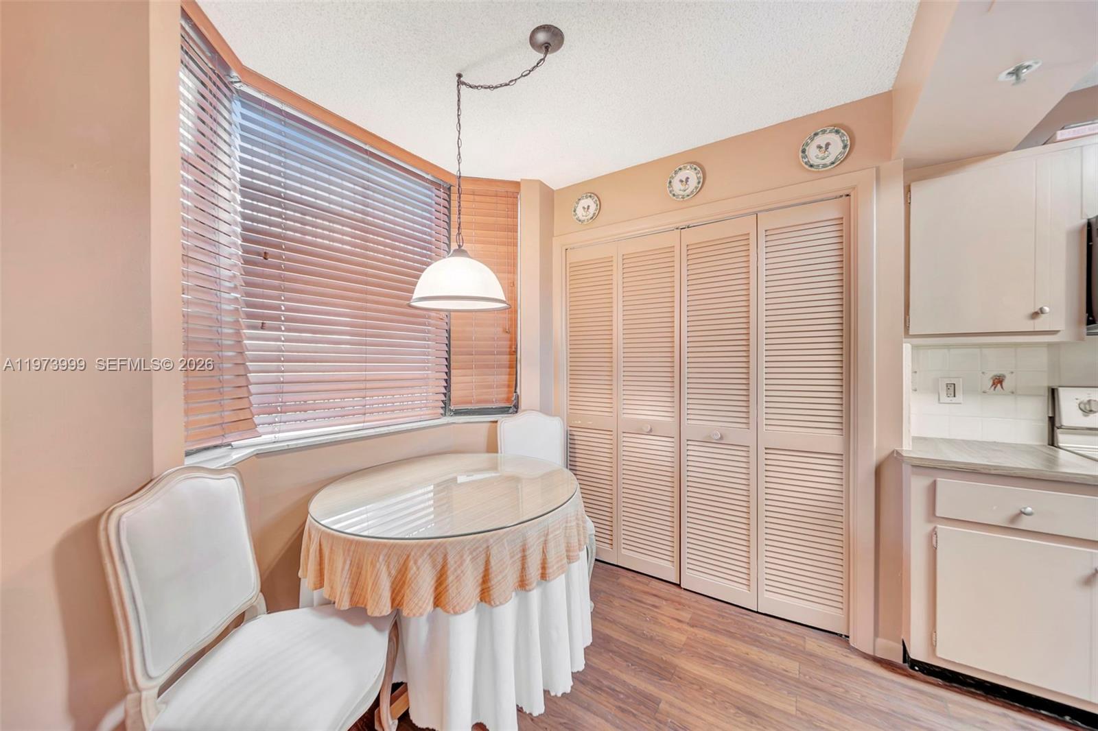 GLENS CONDO - Residential