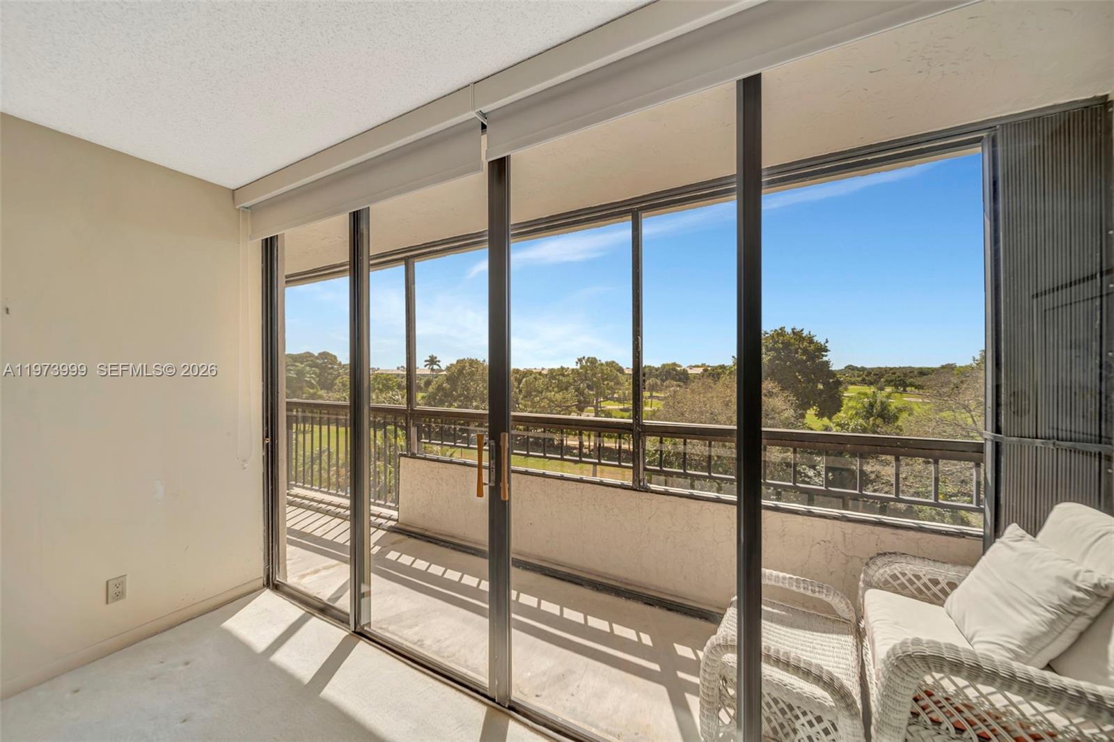 GLENS CONDO - Residential