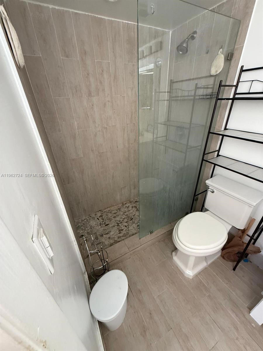 BRICKELL KEY II CONDO - Residential