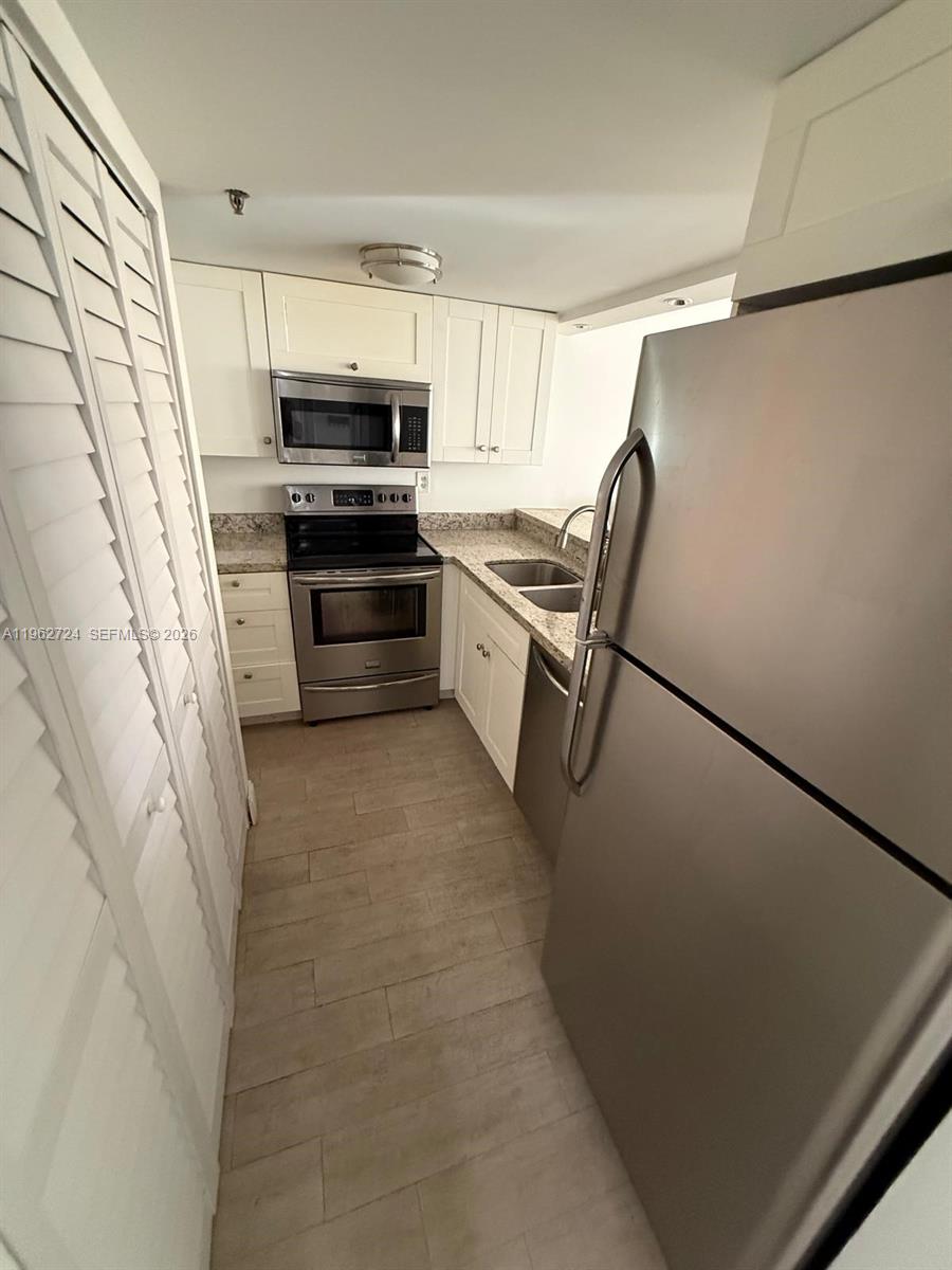 BRICKELL KEY II CONDO - Residential