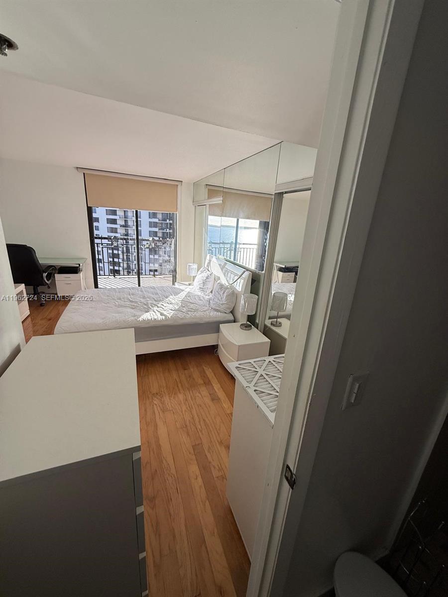 BRICKELL KEY II CONDO - Residential