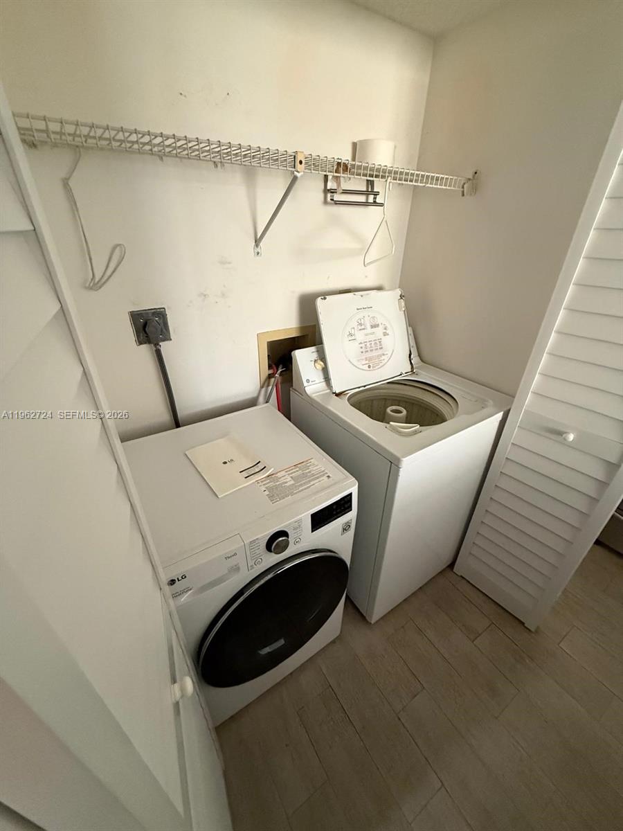 BRICKELL KEY II CONDO - Residential